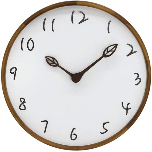 AROMUSTIME 12-Inches Round Wood Silent Wall Clock